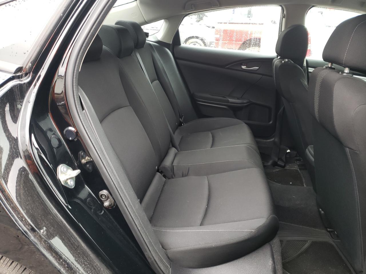 Photo 6 from auction – 2016 HONDA CIVIC LX with VIN 19XFC2F52GE038220