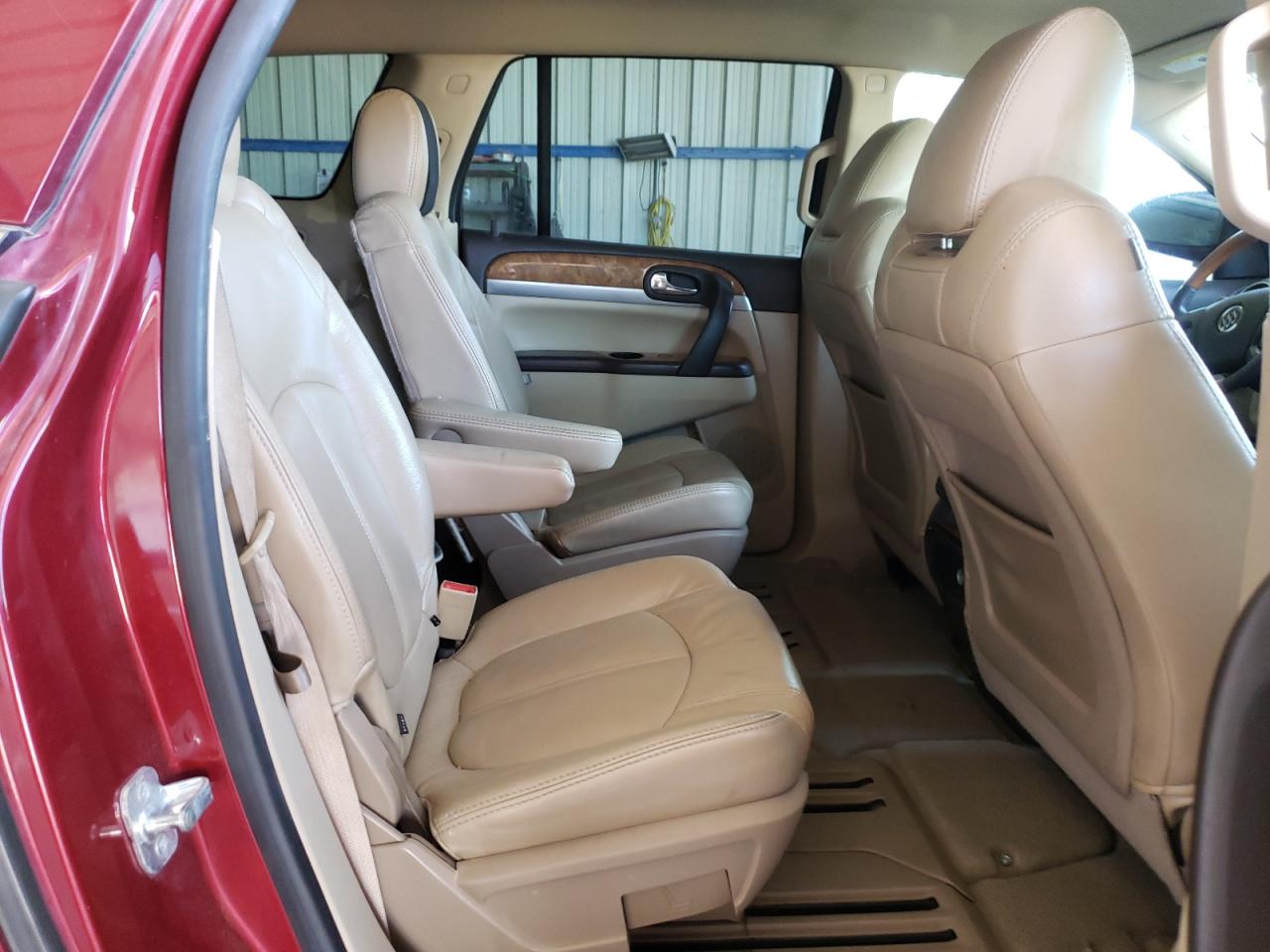 Photo 6 from auction – 2011 BUICK ENCLAVE CX with VIN 5GAKRAED7BJ107853