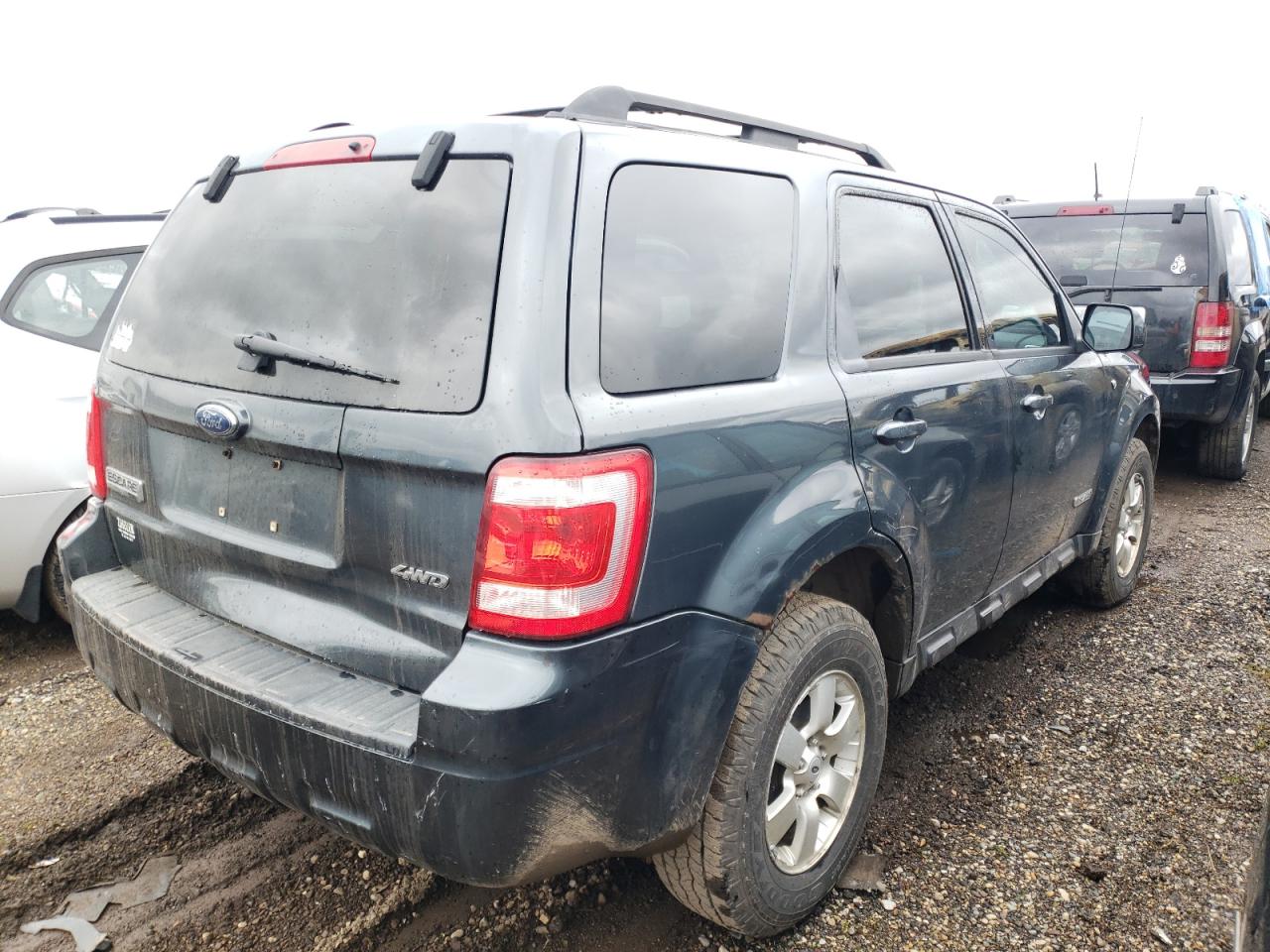 Photo 4 from auction – 2008 FORD ESCAPE LIM with VIN 1FMCU94128KE69109