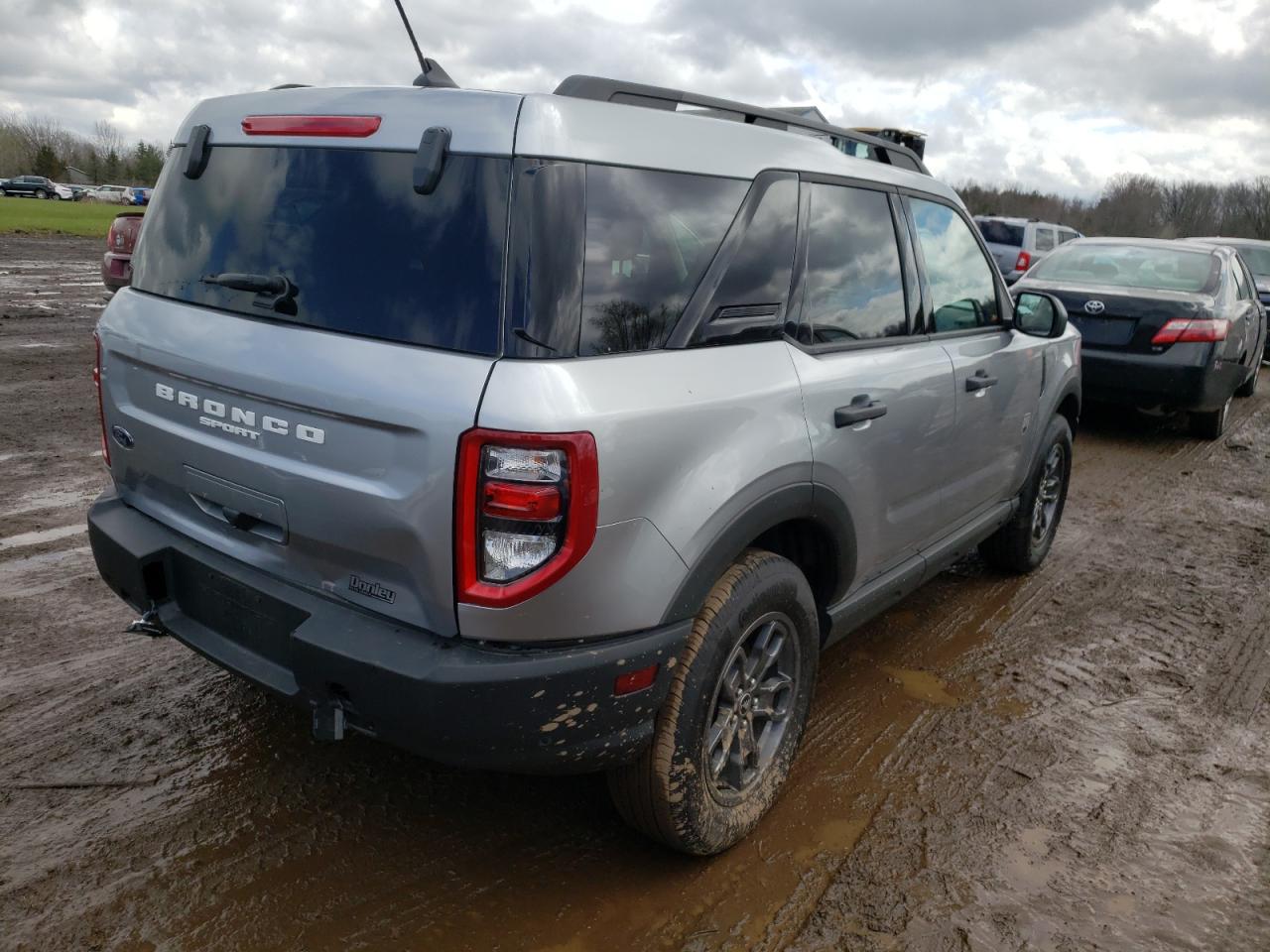 Photo 4 from auction – 2022 FORD BRONCO with VIN 3FMCR9B63NRD04435