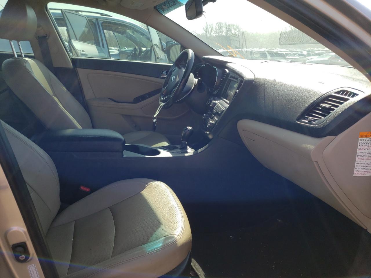 Photo 5 from auction – 2013 KIA OPTIMA HYB with VIN KNAGM4ADXD5049272