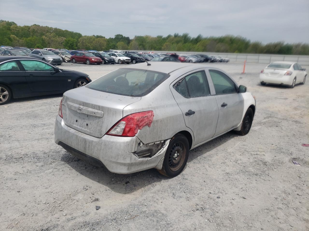 Photo 4 from auction – 2017 NISSAN VERSA S with VIN 3N1CN7AP0HL843085
