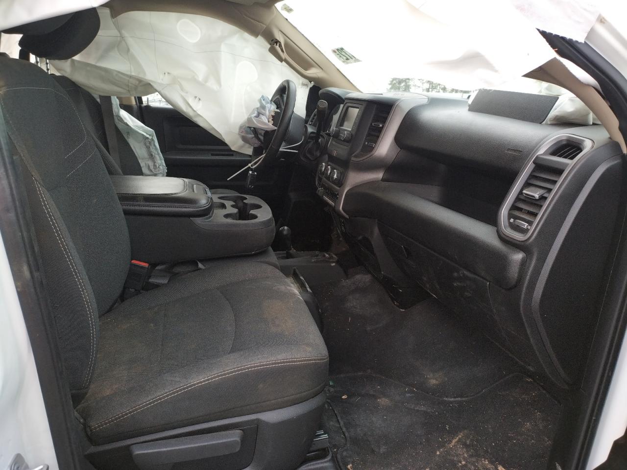 Photo 5 from auction – 2019 RAM 2500 TRADE with VIN 3C6UR5CL5KG719745