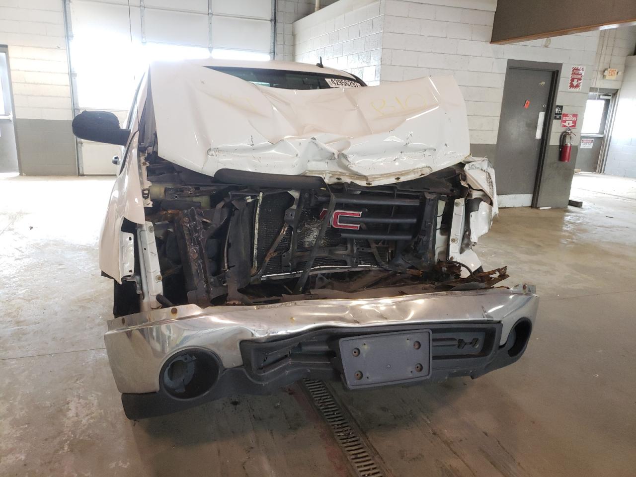 Photo 9 from auction – 2008 GMC SIERRA C15 with VIN 1GTEC19X18Z198193