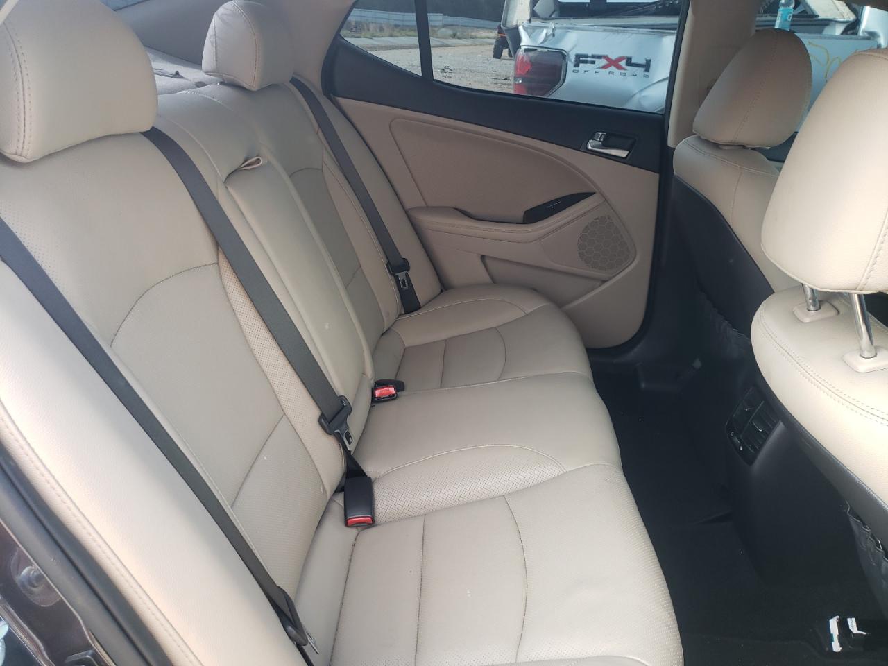 Фото 6 с аукциона – 2015 KIA OPTIMA EX с VIN 5XXGN4A72FG431806
