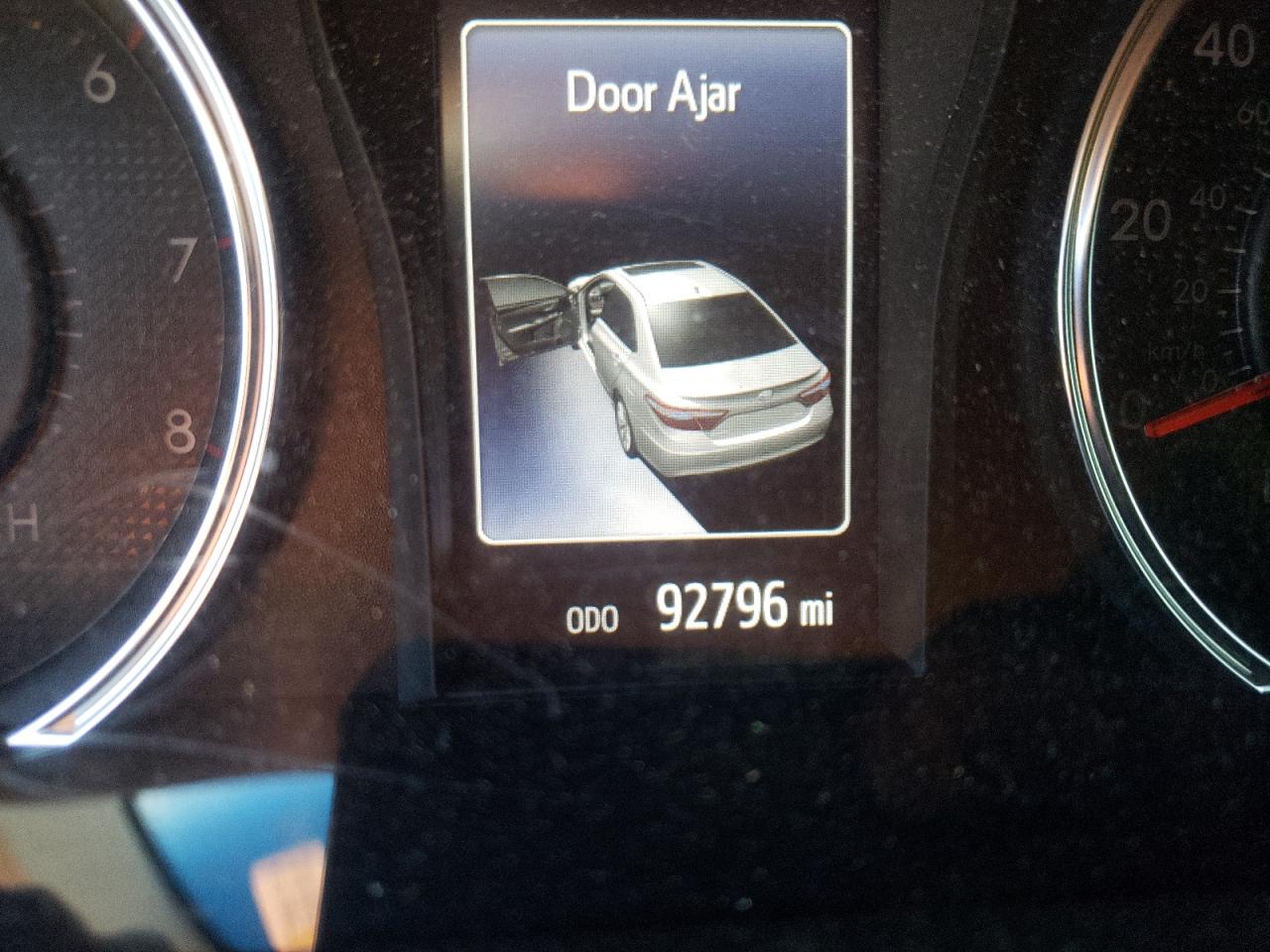 Photo 8 from auction – 2015 TOYOTA CAMRY LE with VIN 4T1BF1FK2FU925799