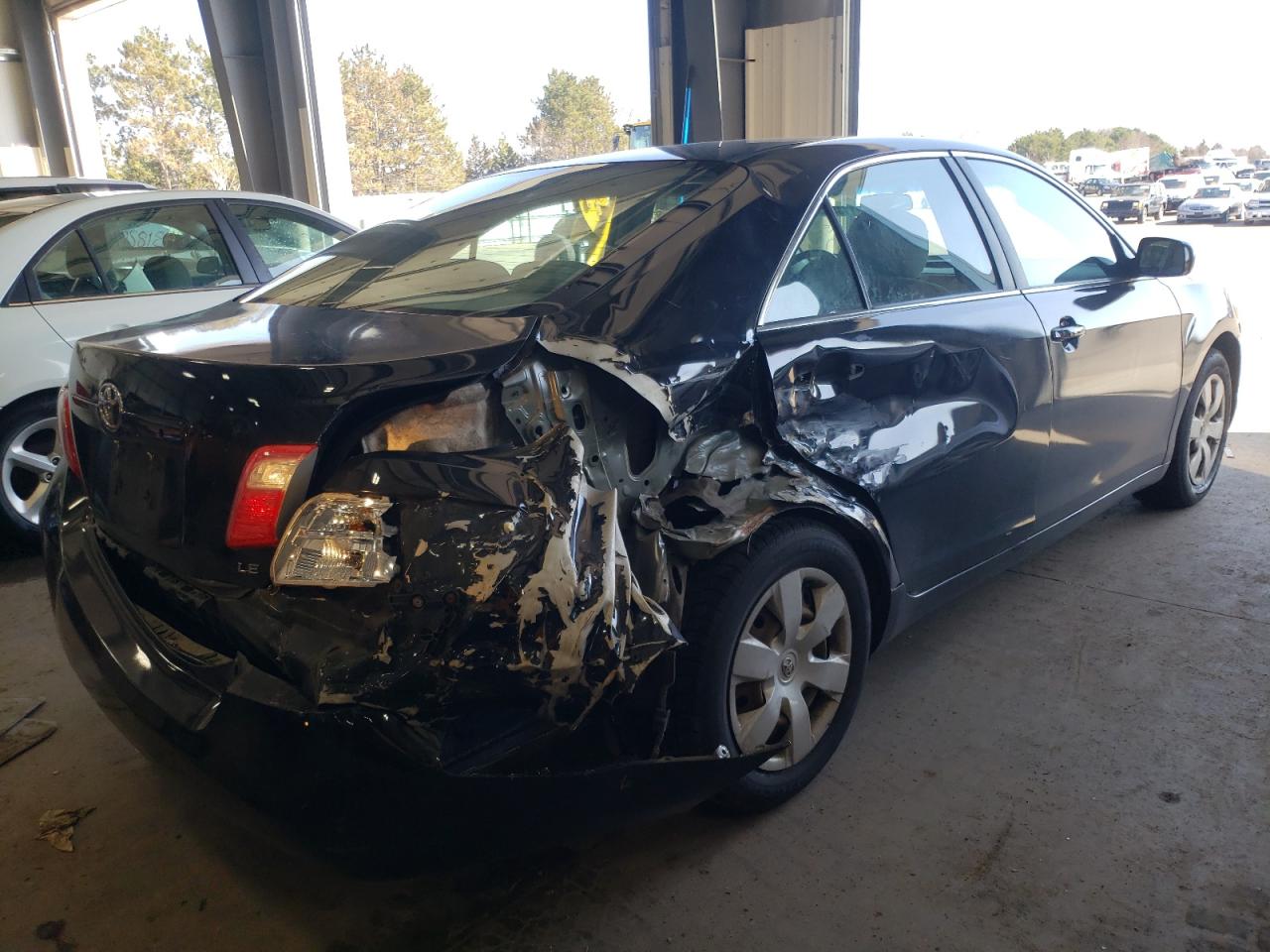 Photo 4 from auction – 2009 TOYOTA CAMRY with VIN 4T1BE46K09U302836