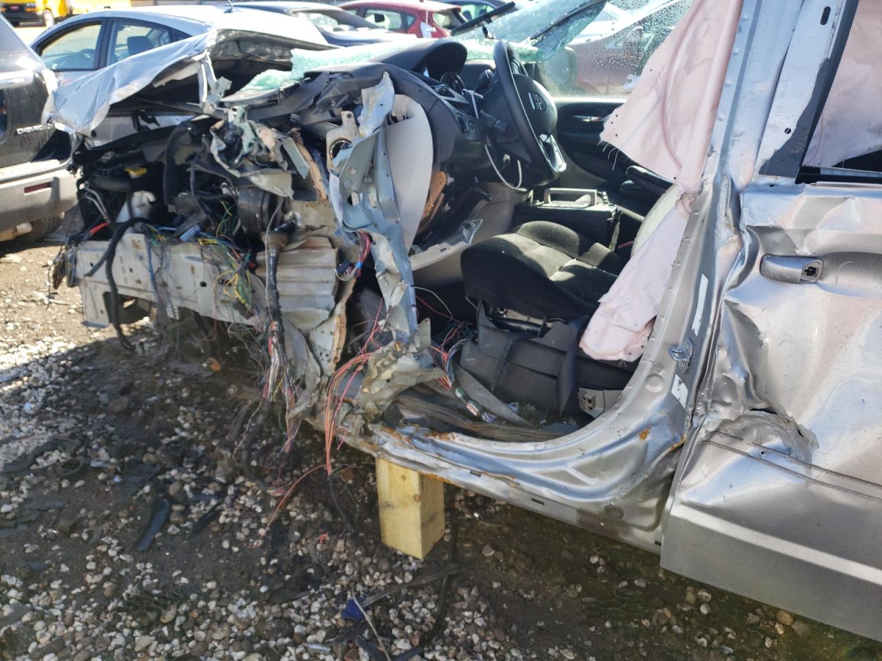 Photo 9 from auction – 2015 DODGE GRAND CARA with VIN 2C4RDGBG0FR518011