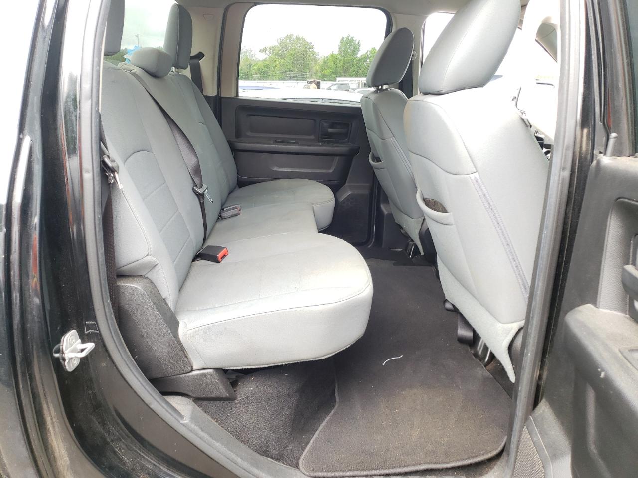 Photo 6 from auction – 2013 RAM 1500 ST with VIN 1C6RR6KT0DS639469