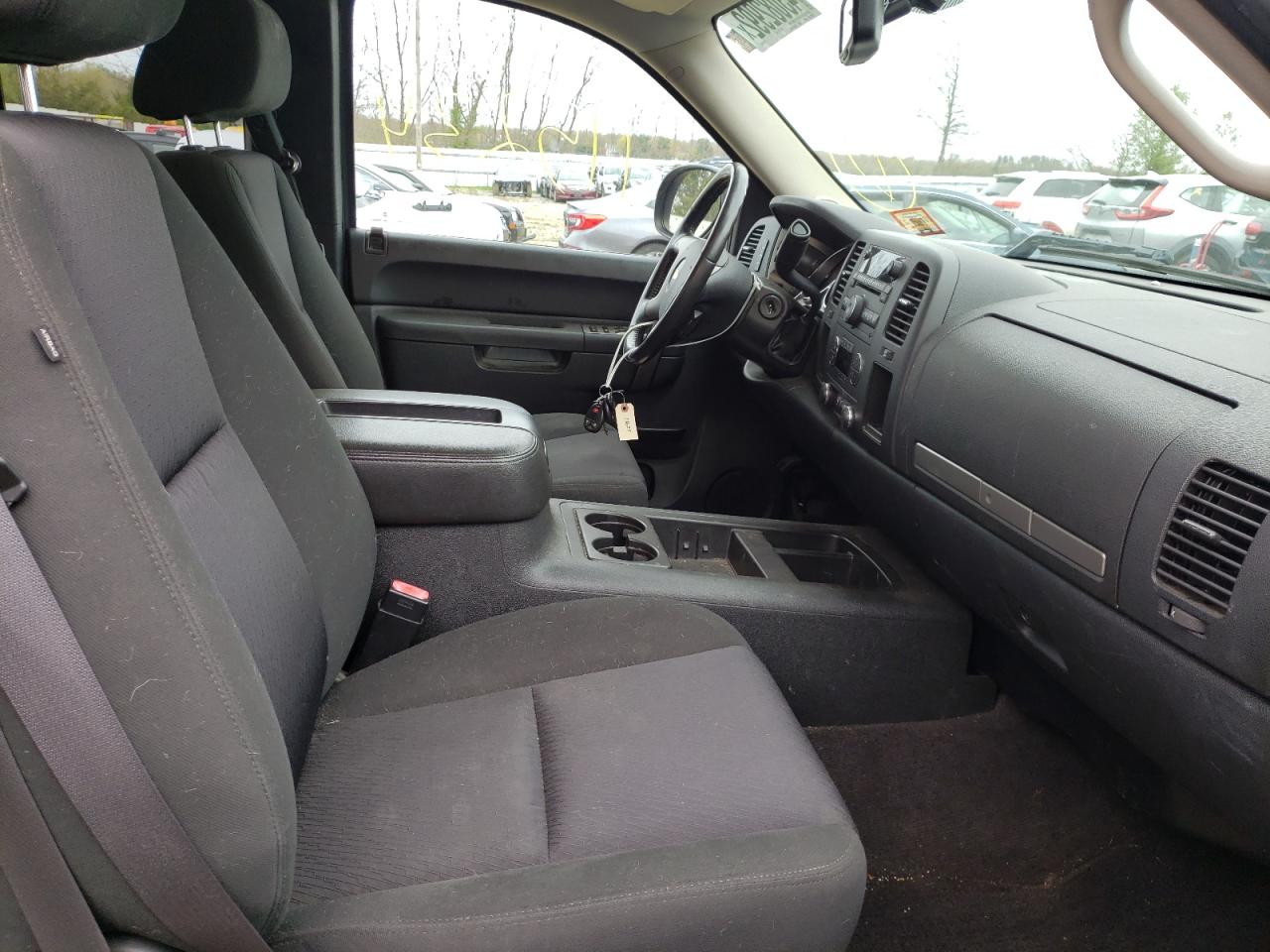 Photo 5 from auction – 2011 CHEVROLET SILVERADO with VIN 1GCRCSE05BZ425523