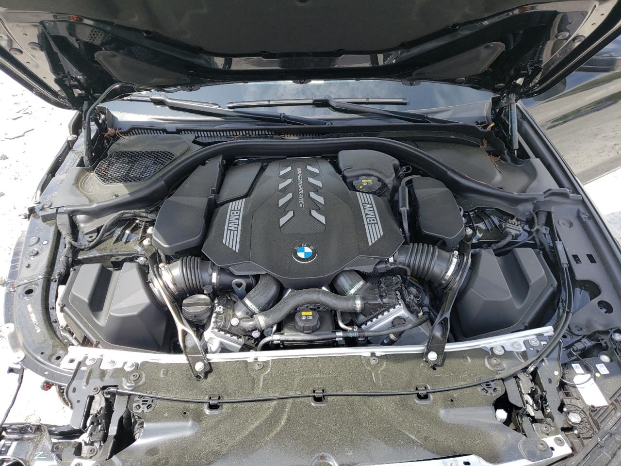 صورة رقم 7 من المزاد - 2022 BMW M550XI مع VIN WBA13BK08NCH74491