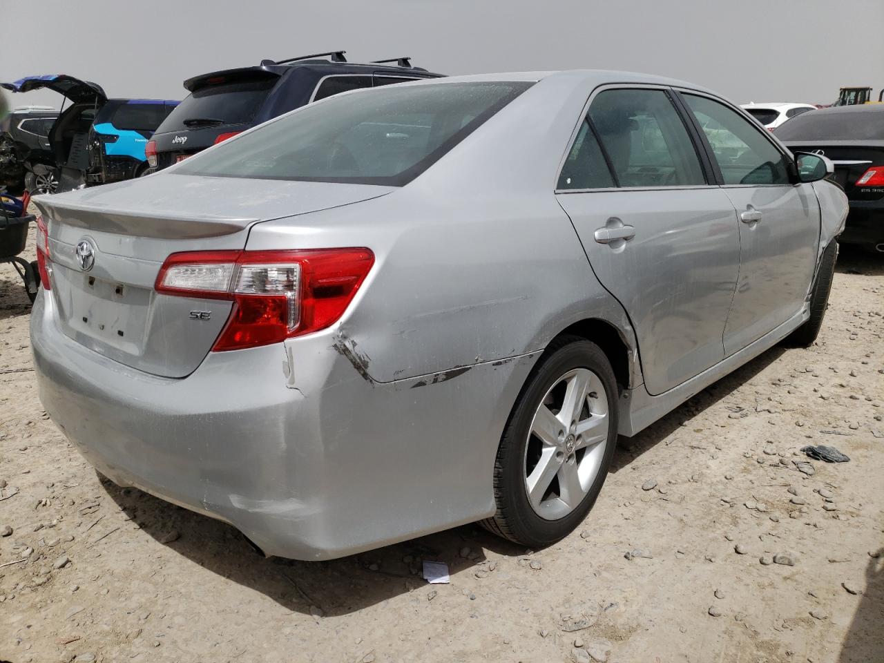 Photo 4 from auction – 2013 TOYOTA CAMRY L with VIN 4T1BF1FK2DU246452