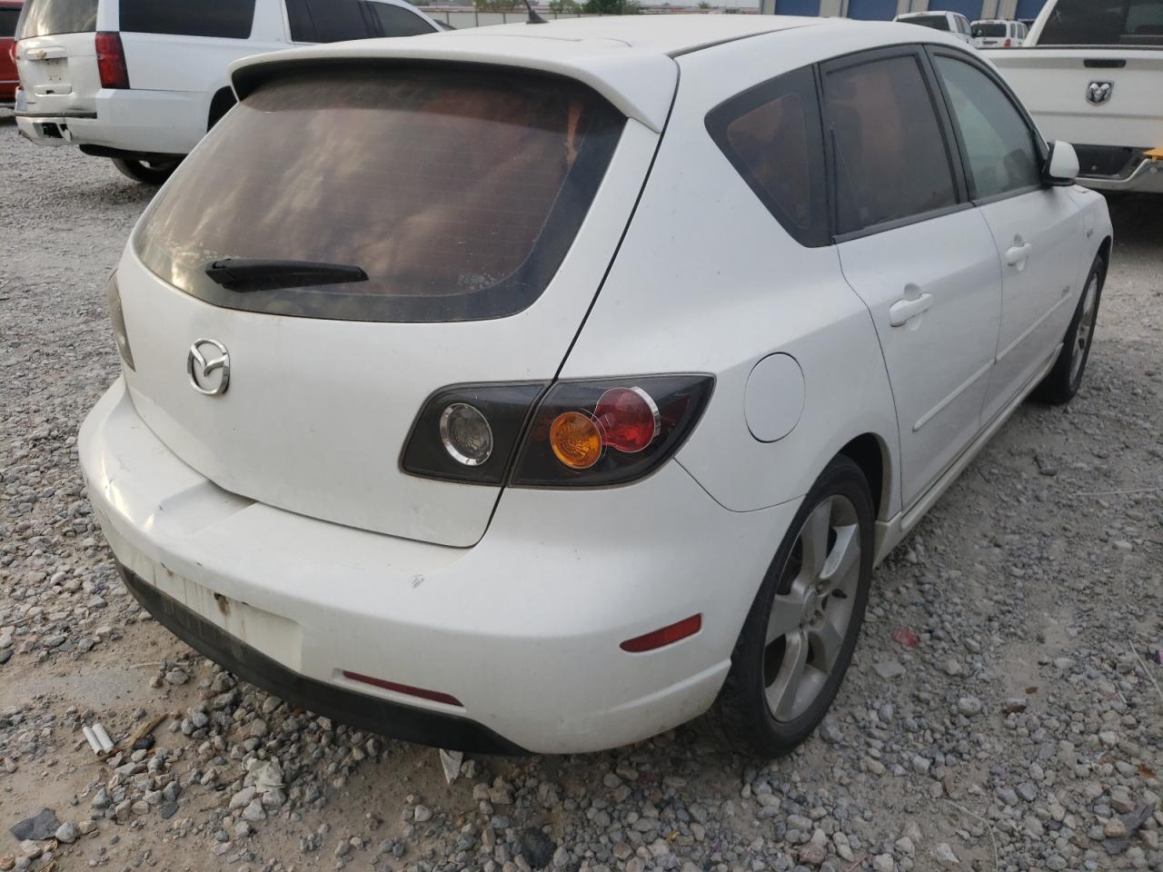 Photo 4 from auction – 2005 MAZDA 3 HATCHBAC with VIN JM1BK143X51253583