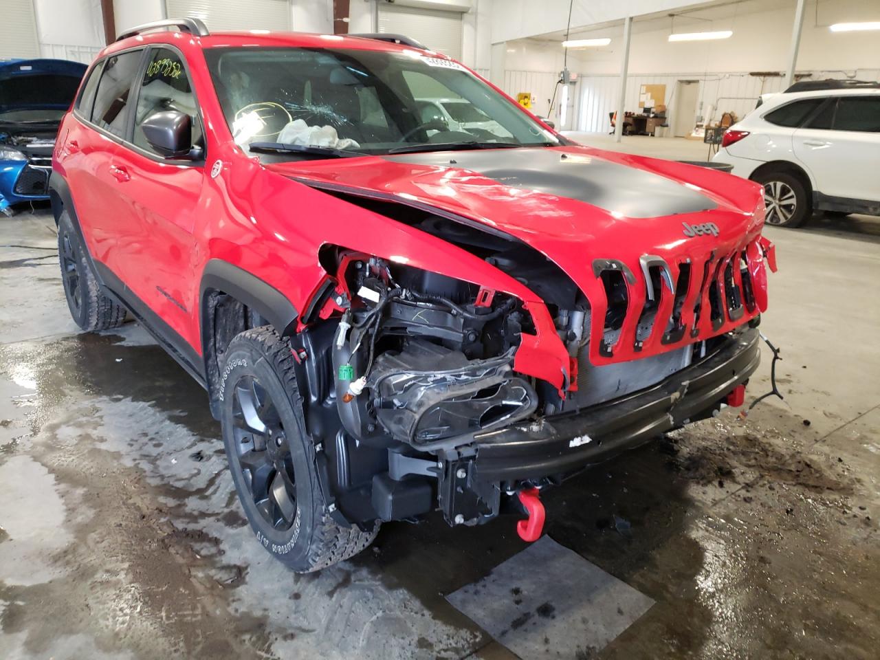 JEEP CHEROKEE T 2018 with VIN 1C4PJMBX8JD607349 - Photo from auction