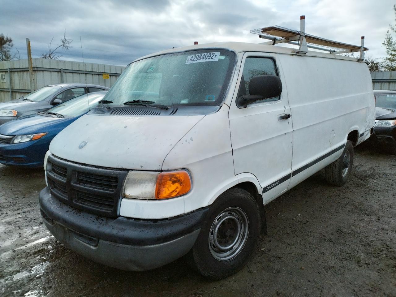 Photo 2 from auction – 2003 DODGE RAM VAN B3 with VIN 2D7KB31Y83K517905