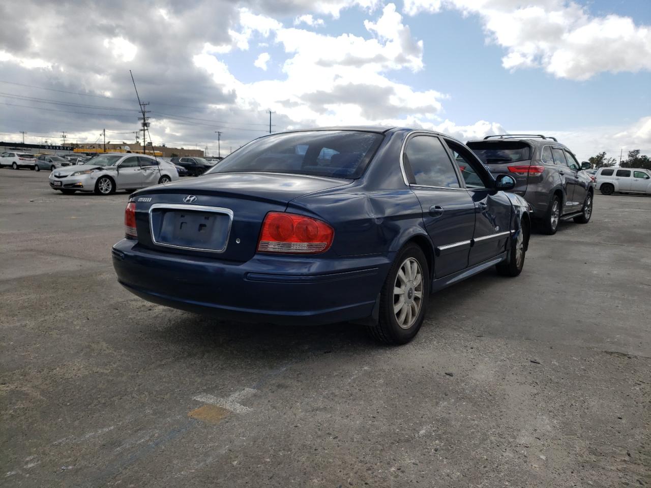 Photo 4 from auction – 2002 HYUNDAI SONATA GLS with VIN KMHWF35H02A714924