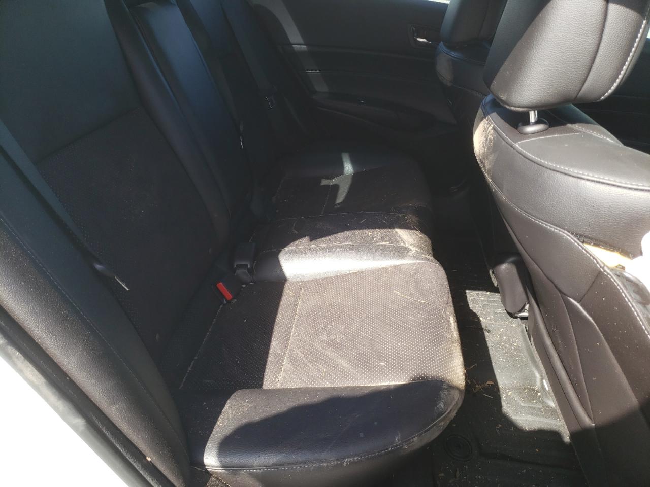 Photo 6 from auction – 2016 ACURA ILX PREMIU with VIN 19UDE2F88GA006632