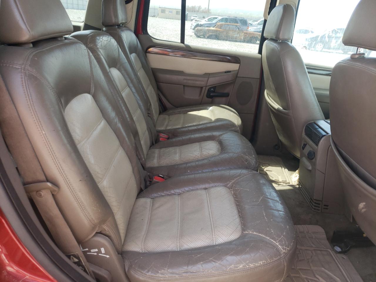Photo 6 from auction – 2002 FORD EXPLORER E with VIN 1FMDU64E22ZA19903