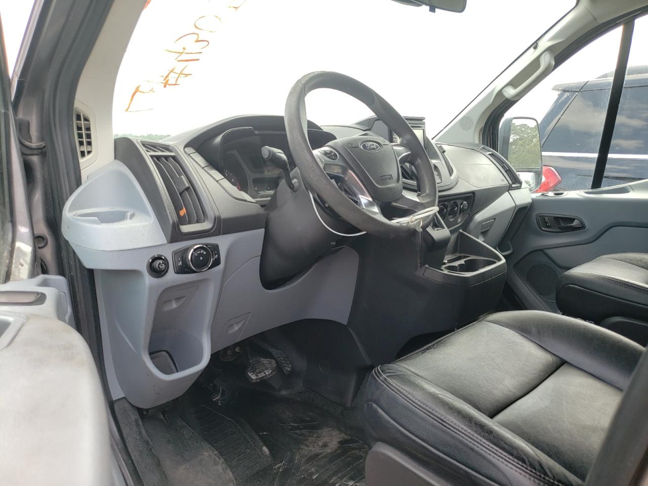 Photo 9 from auction – 2015 FORD TRANSIT T- with VIN 1FBZX2YM7FKA24304