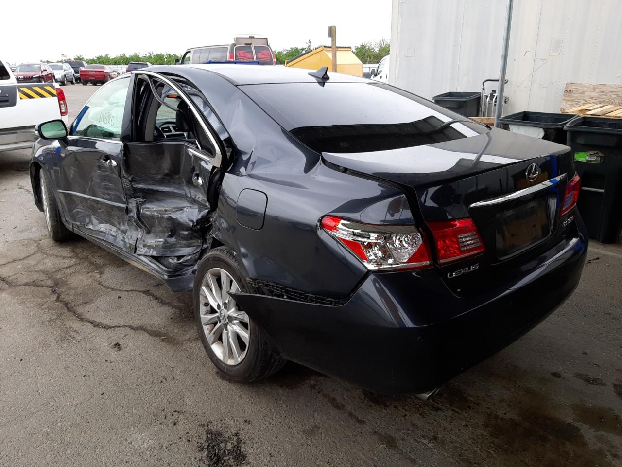 Photo 3 from auction – 2010 LEXUS ES 350 with VIN JTHBK1EG8A2412590