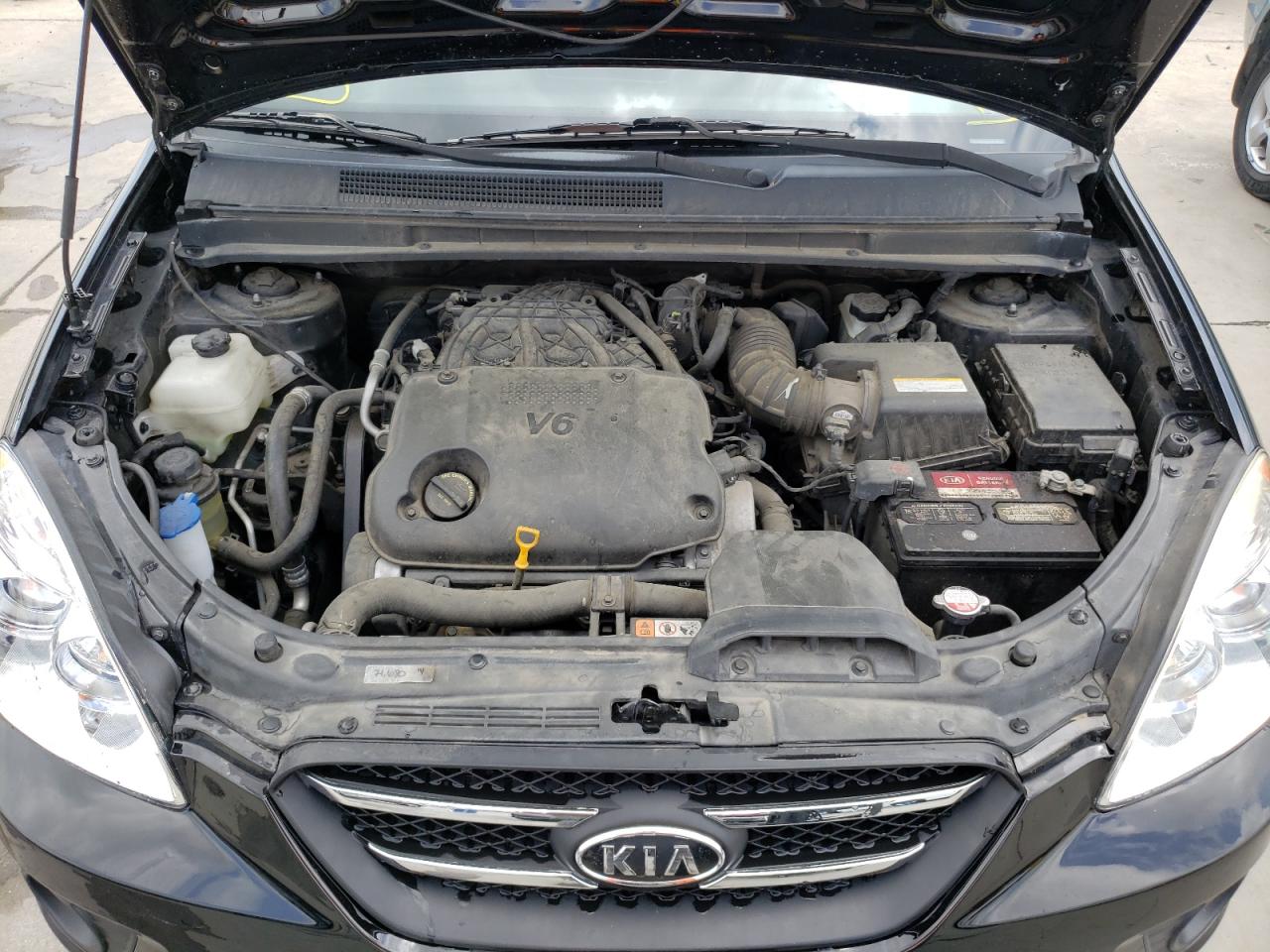 Photo 7 from auction – 2009 KIA RONDO LX with VIN KNAFG526097278970