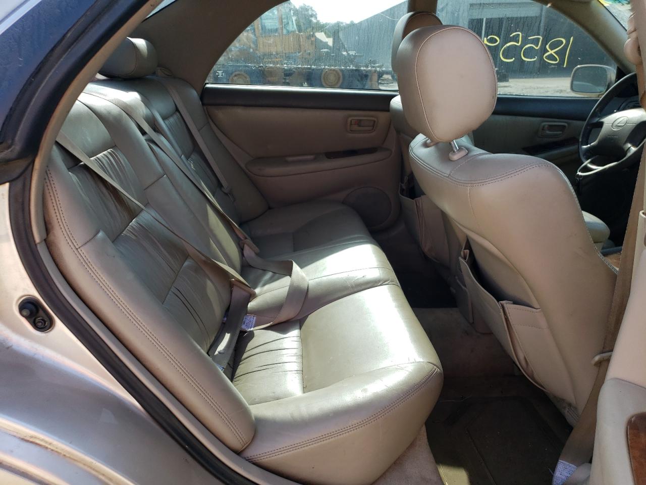 Photo 6 from auction – 1997 LEXUS ES 300 with VIN JT8BF22G1V5003429