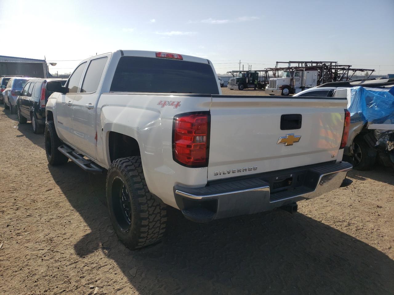 Photo 3 from auction – 2014 CHEVROLET SILVERADO with VIN 3GCUKREC5EG240120