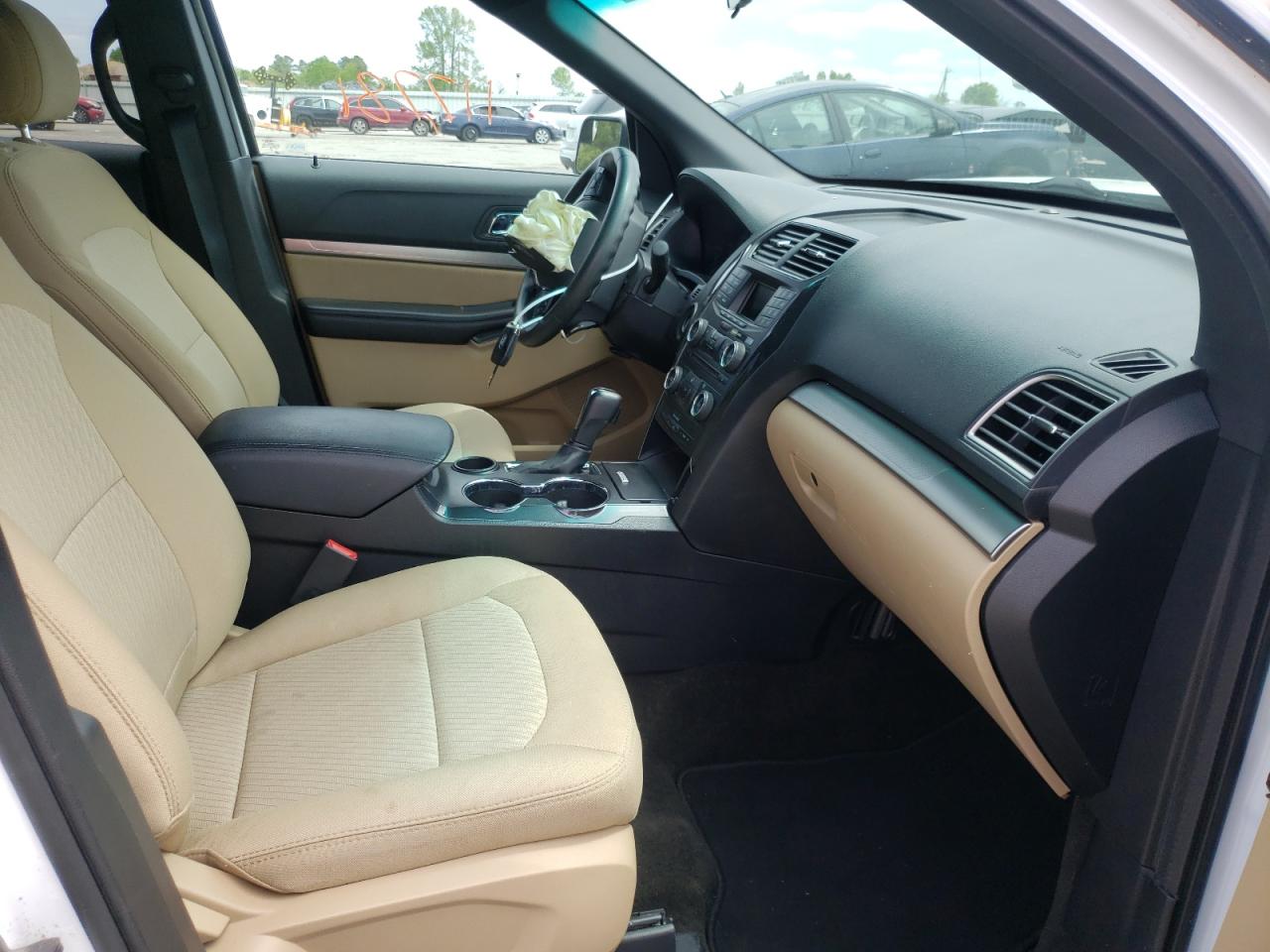 Photo 5 from auction – 2016 FORD EXPLORER with VIN 1FM5K7B87GGB01819
