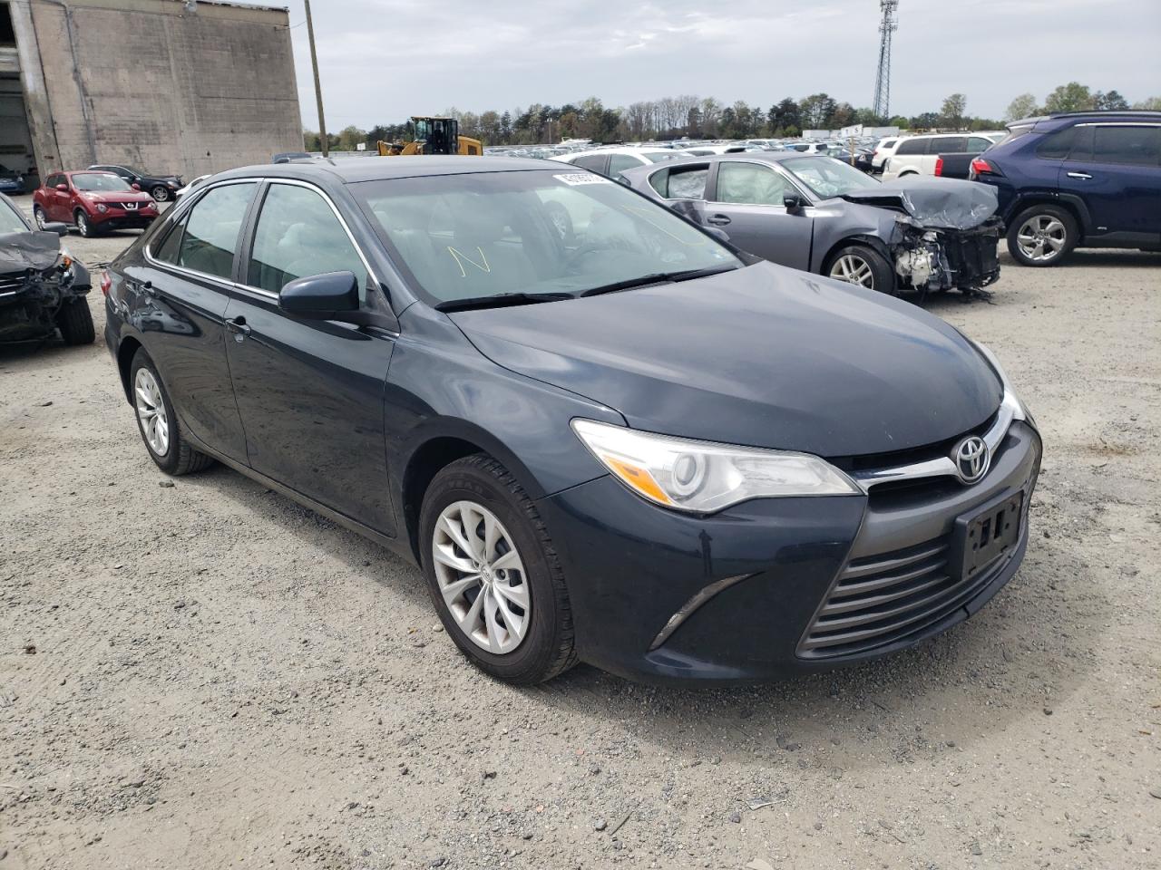 Photo 1 from auction – 2015 TOYOTA CAMRY LE with VIN 4T4BF1FK4FR505807