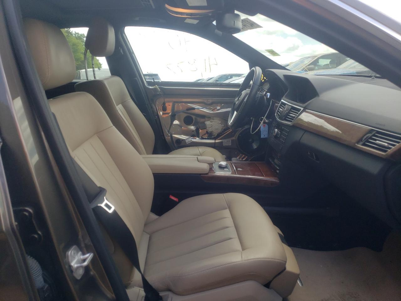 Zdjęcie 5 z aukcji – 2012 MERCEDES-BENZ E 350 z VIN WDDHF5KB2CA640289