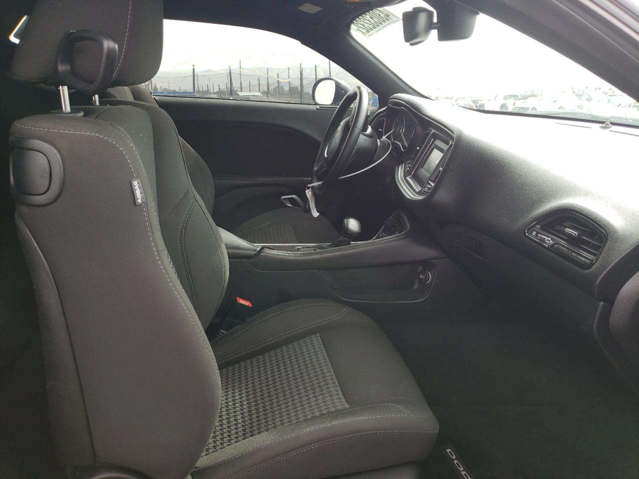 Photo 5 from auction – 2015 DODGE CHALLENGER with VIN 2C3CDZAG4FH851163