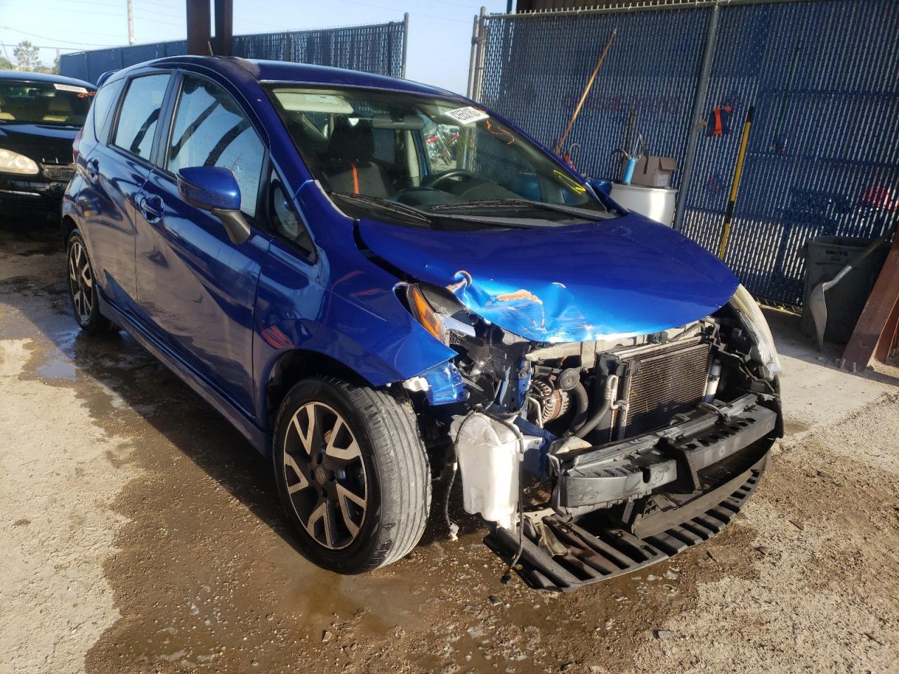 NISSAN VERSA NOTE 2015 with VIN 3N1CE2CP3FL435726 - Photo from auction