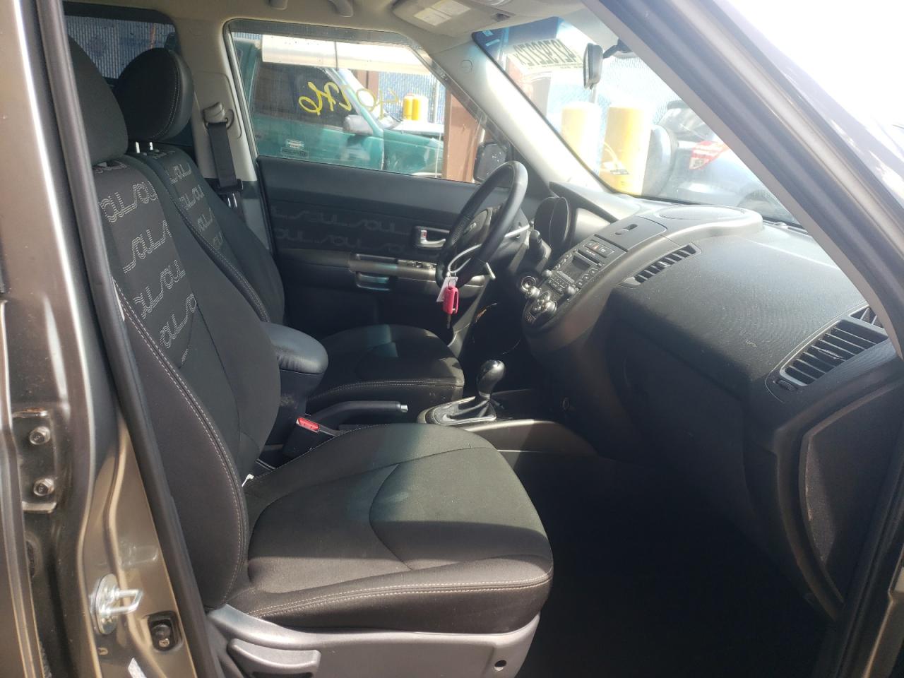 Photo 5 from auction – 2013 KIA SOUL + with VIN KNDJT2A60D7628292