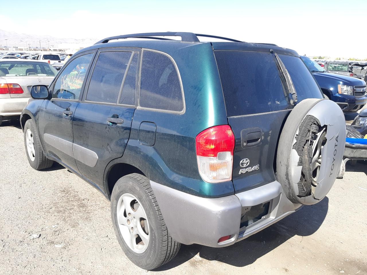 Photo 3 from auction – 2002 TOYOTA RAV4 with VIN JTEGH20V920048965