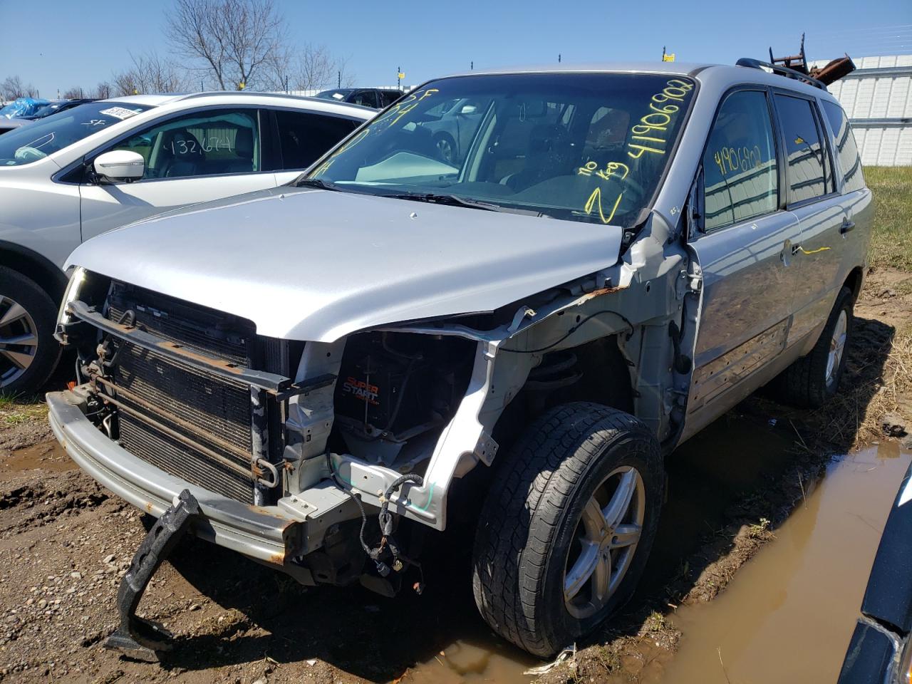 Photo 2 from auction – 2004 HONDA PILOT EX with VIN 2HKYF18494H514193