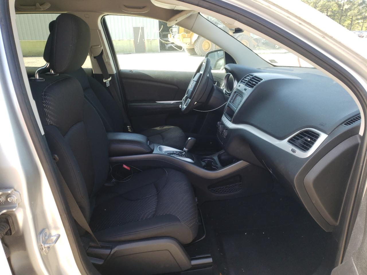 Photo 5 from auction – 2011 DODGE JOURNEY MA with VIN 3D4PG1FG4BT567647