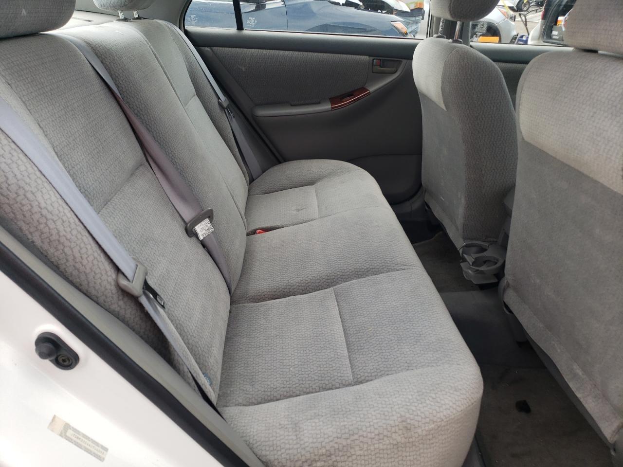 Photo 6 from auction – 2004 TOYOTA COROLLA CE with VIN JTDBR32E442044053