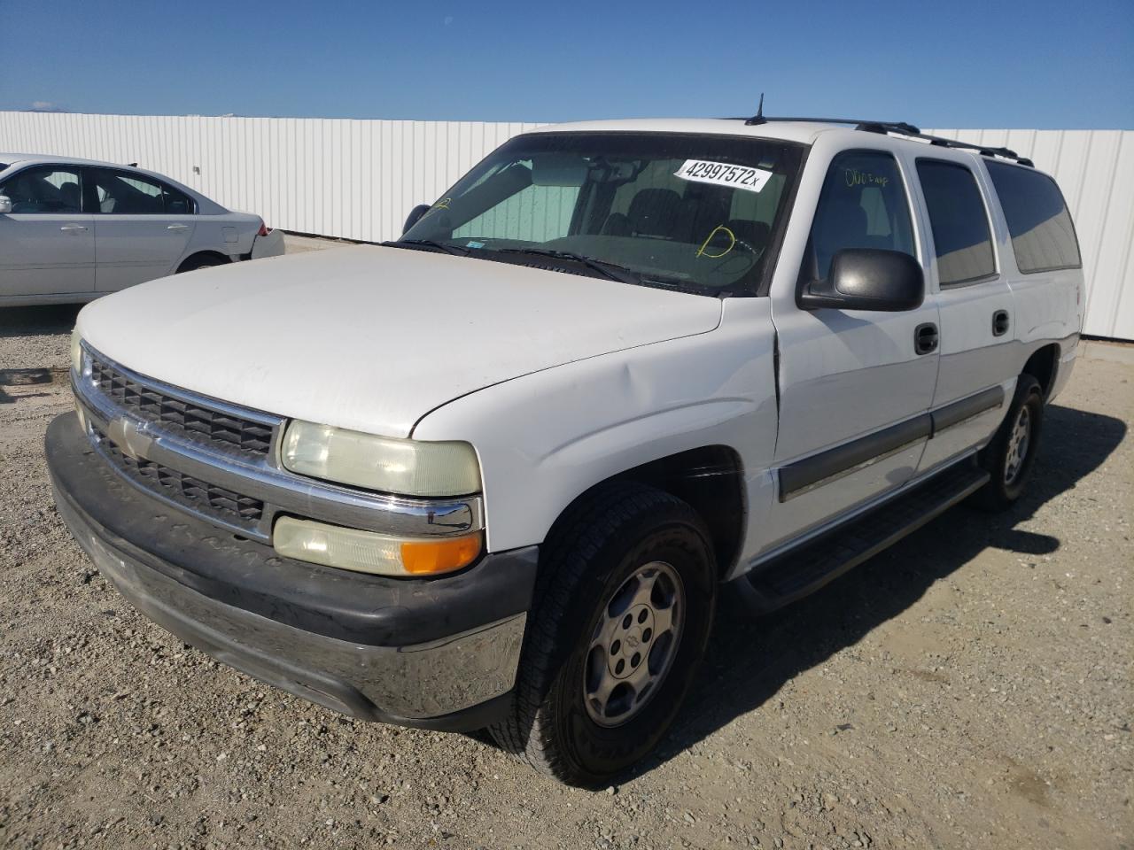 Photo 2 from auction – 2004 CHEVROLET SUBURBAN C with VIN 3GNEC16T74G114834