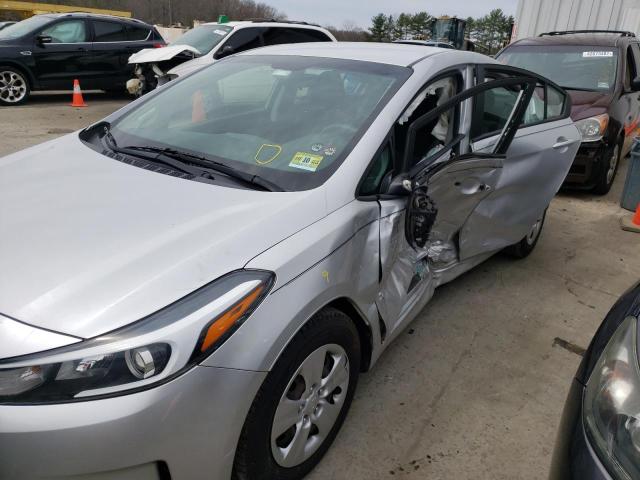 Photo 9 from auction – 2017 KIA FORTE LX with VIN 3KPFK4A75HE027897