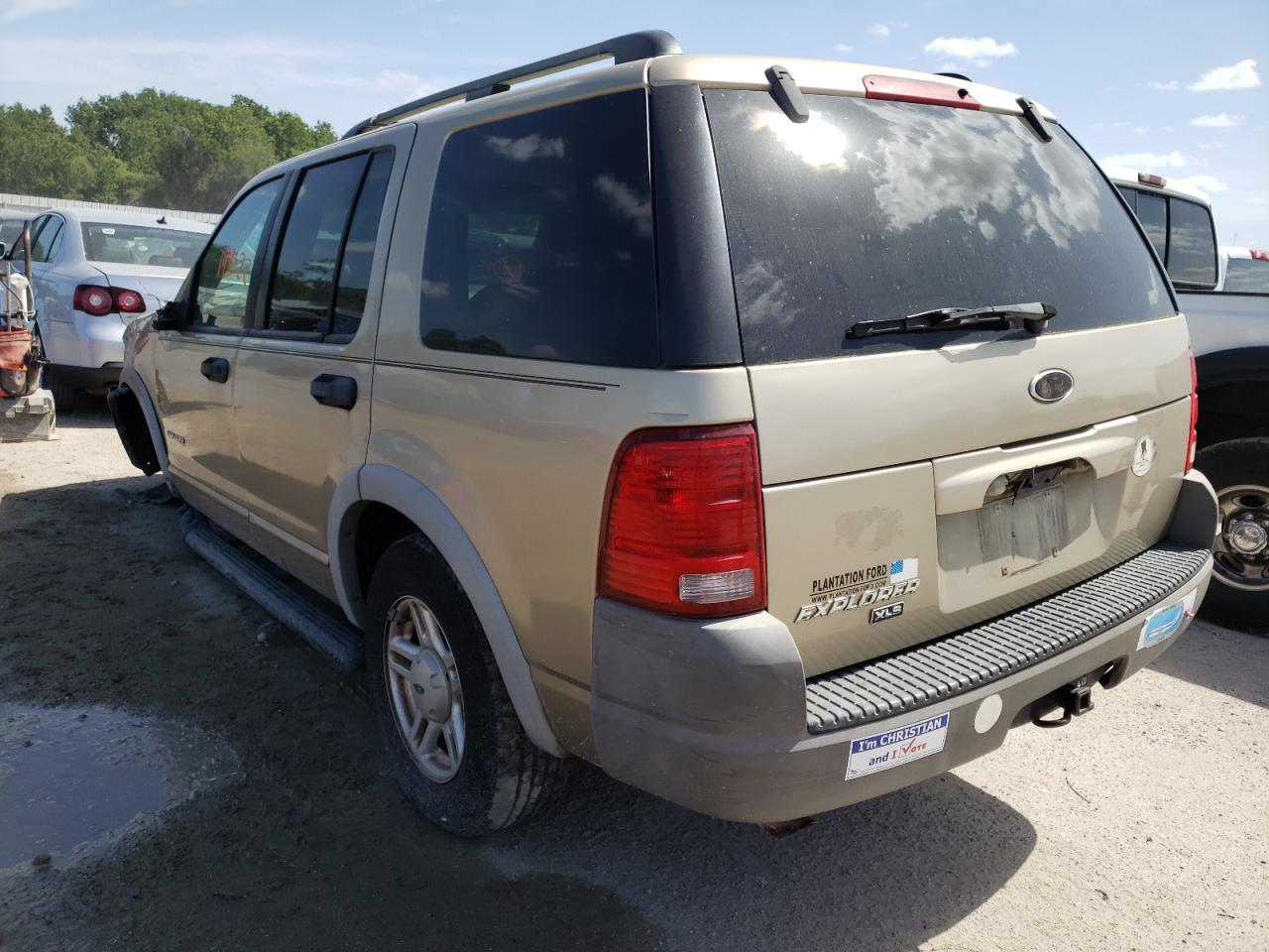 Photo 3 from auction – 2002 FORD EXPLORER X with VIN 1FMZU62KX2UD34671