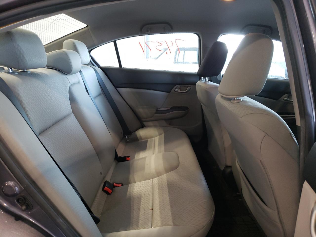 Photo 6 from auction – 2014 HONDA CIVIC LX with VIN 19XFB2F54EE025419