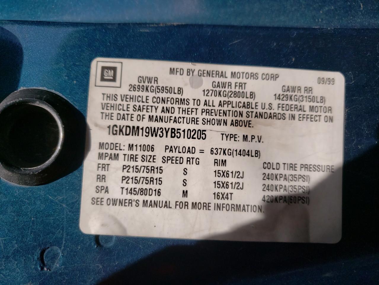 Photo 10 from auction – 2000 GMC SAFARI XT with VIN 1GKDM19W3YB510205