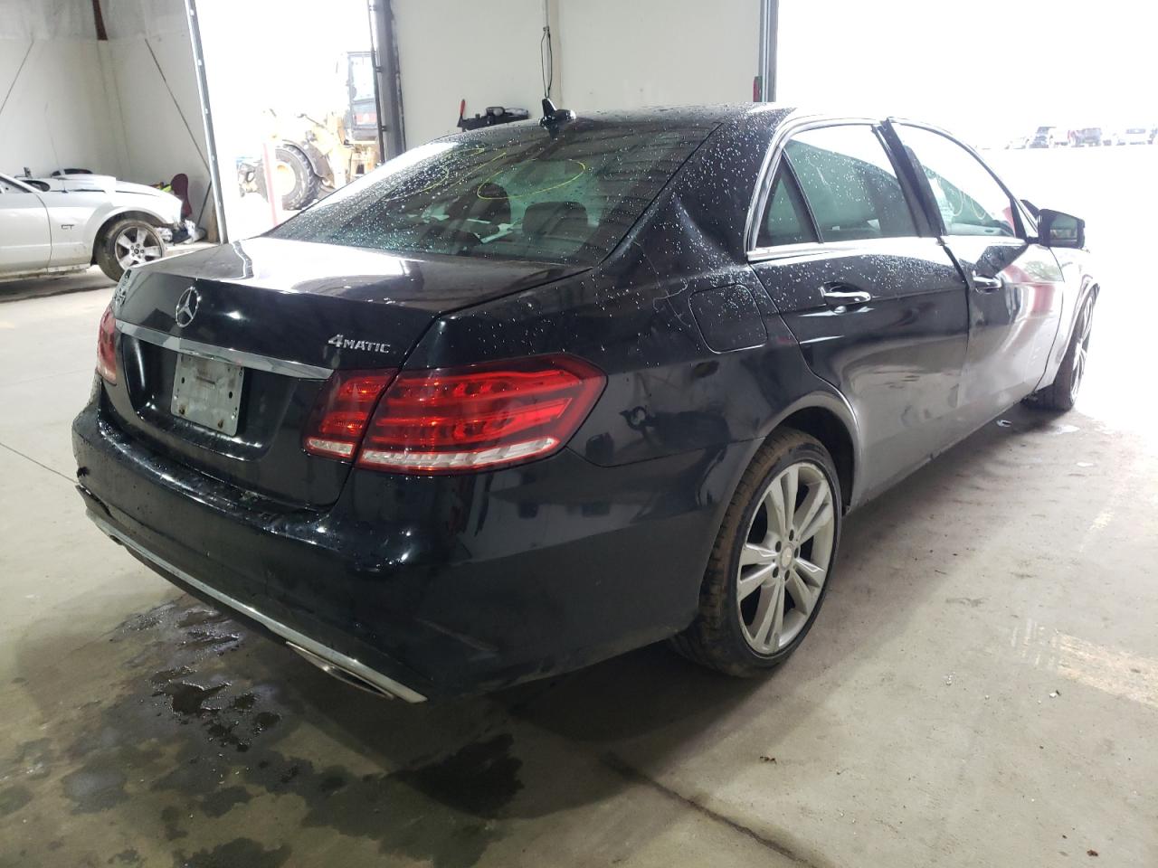 Photo 4 from auction – 2015 MERCEDES-BENZ E 350 4MAT with VIN WDDHF8JB0FB104622