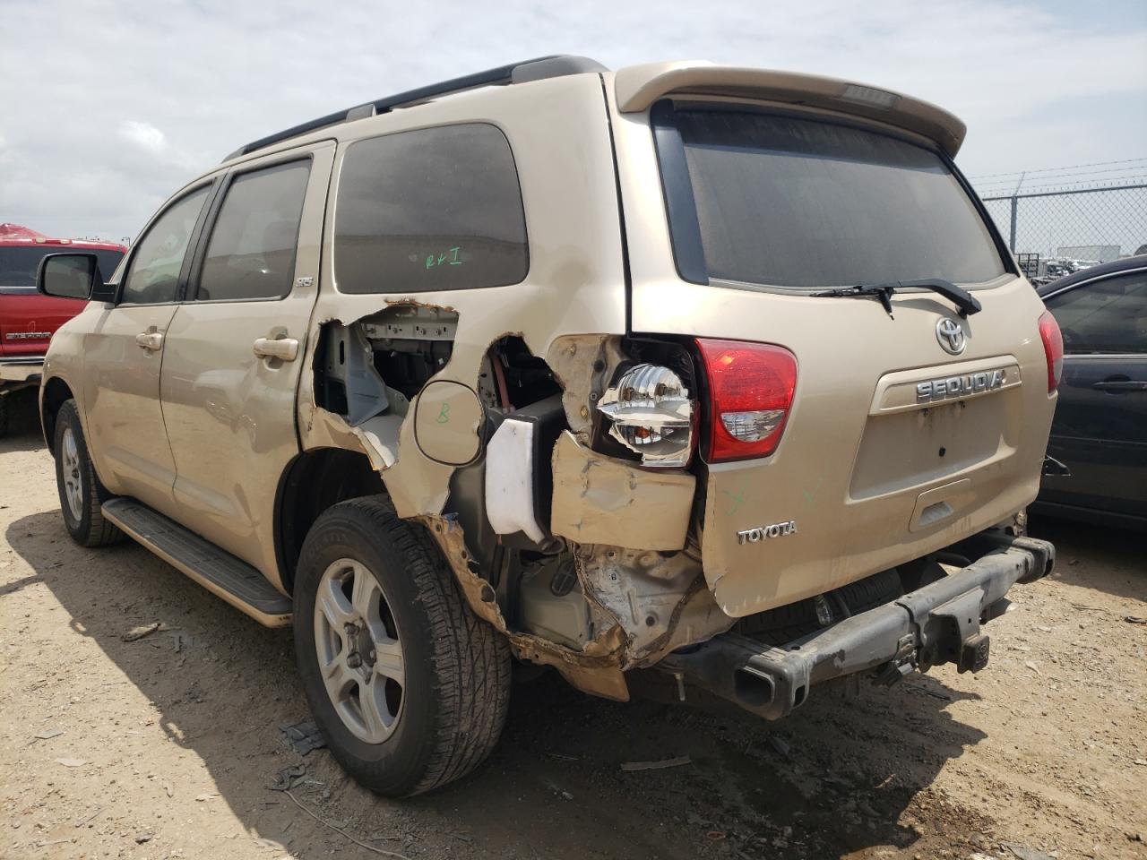 Photo 3 from auction – 2010 TOYOTA SEQUOIA SR with VIN 5TDZM5G19AS002318