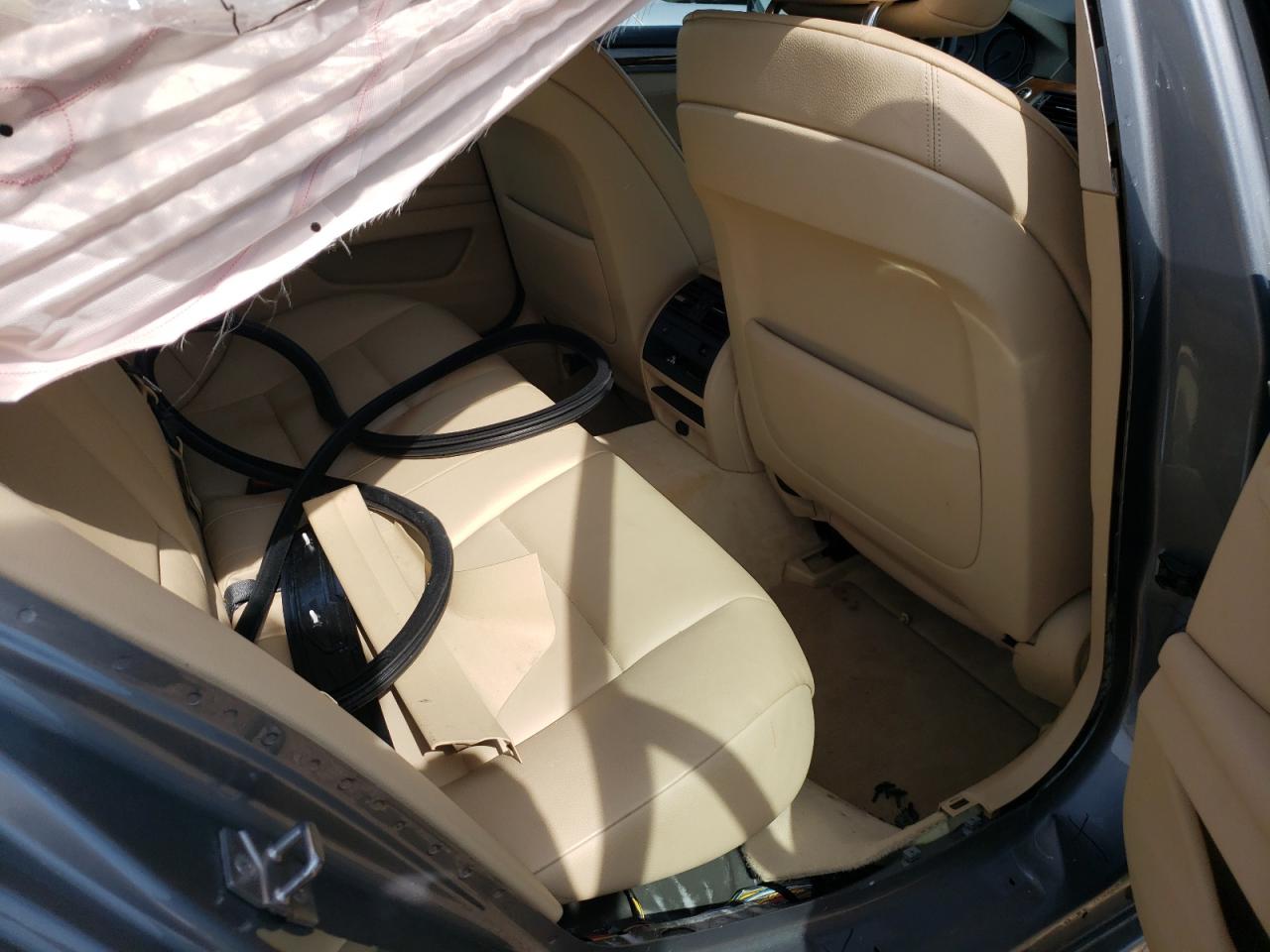 Photo 6 from auction – 2012 BMW 535 XI with VIN WBAFU7C58CDU60144