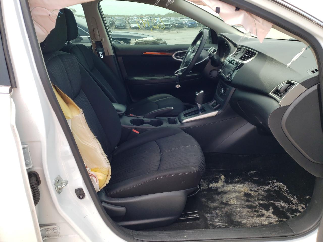Photo 5 from auction – 2018 NISSAN SENTRA S with VIN 3N1AB7AP5JY344064