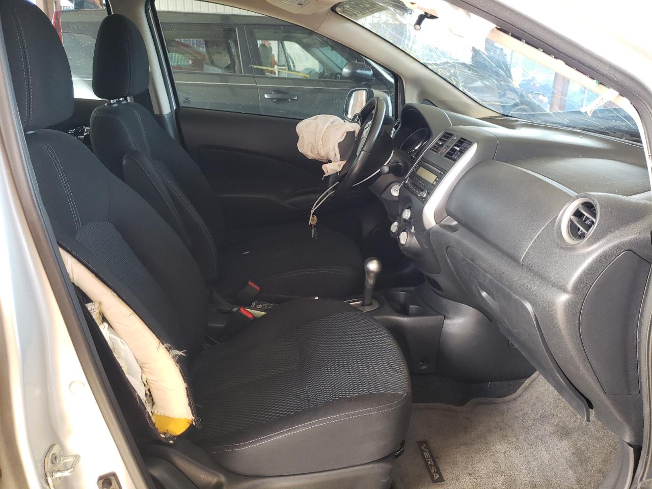 Photo 5 from auction – 2014 NISSAN VERSA NOTE with VIN 3N1CE2CP3EL435207