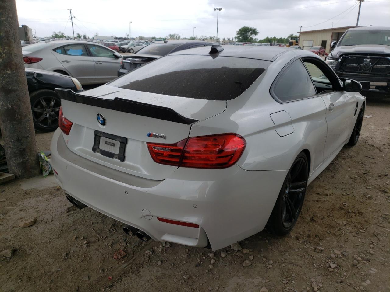 صورة رقم 4 من المزاد - 2015 BMW M4 مع VIN WBS3R9C5XFK333830