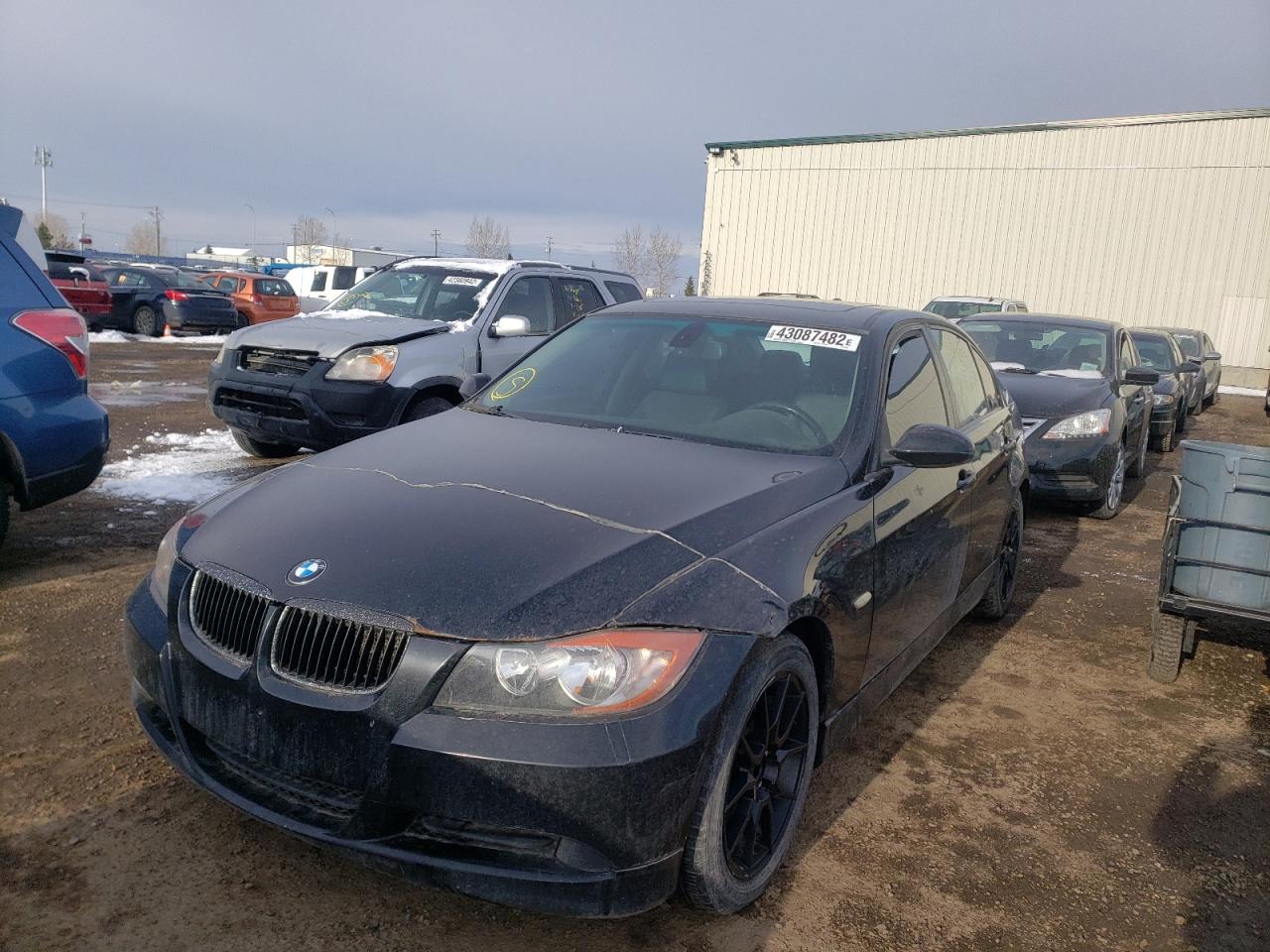 Photo 2 from auction – 2007 BMW 323 I with VIN WBAVH135X7KR82384
