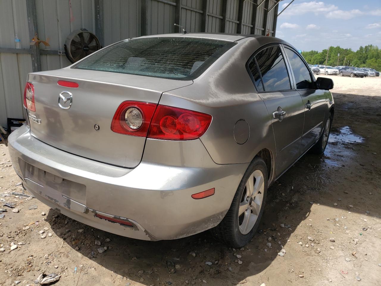 Photo 4 from auction – 2006 MAZDA 3 I with VIN JM1BK12F261428939
